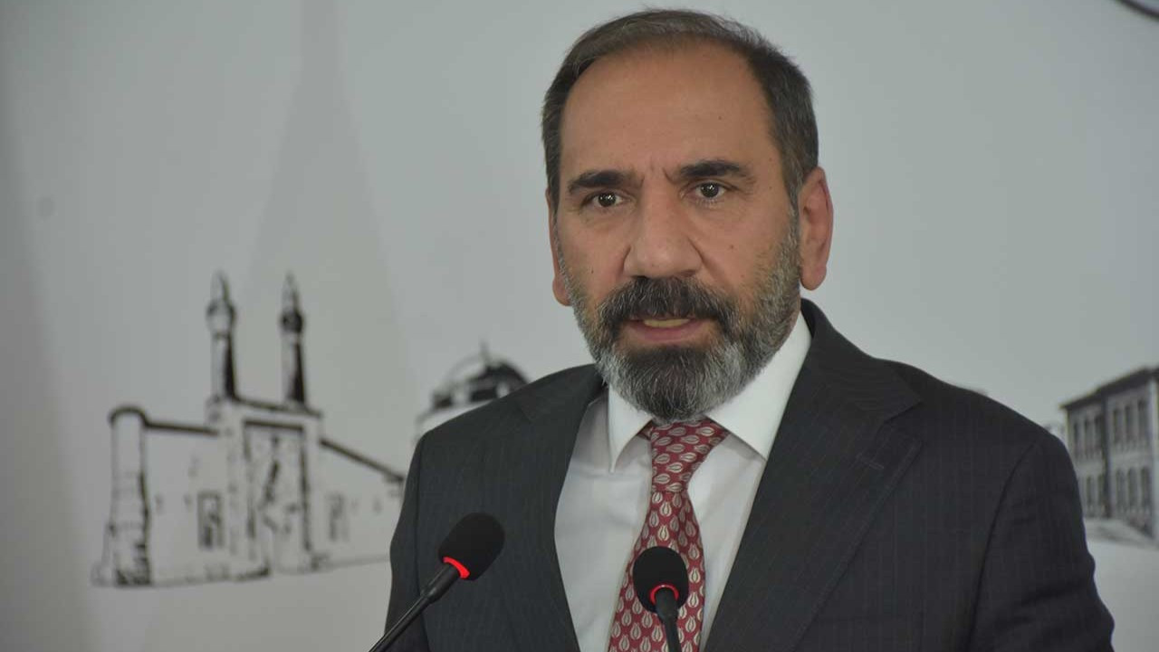 Sivasspor Başkanı Otyakmaz açıkladı: TFF Başkanlığına aday değilim
