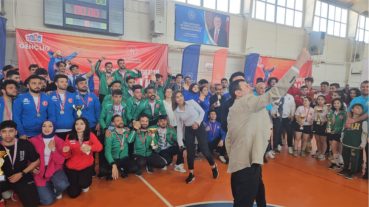 Gençlik Merkezleri İç Anadolu Bölge Şampiyonası sona erdi