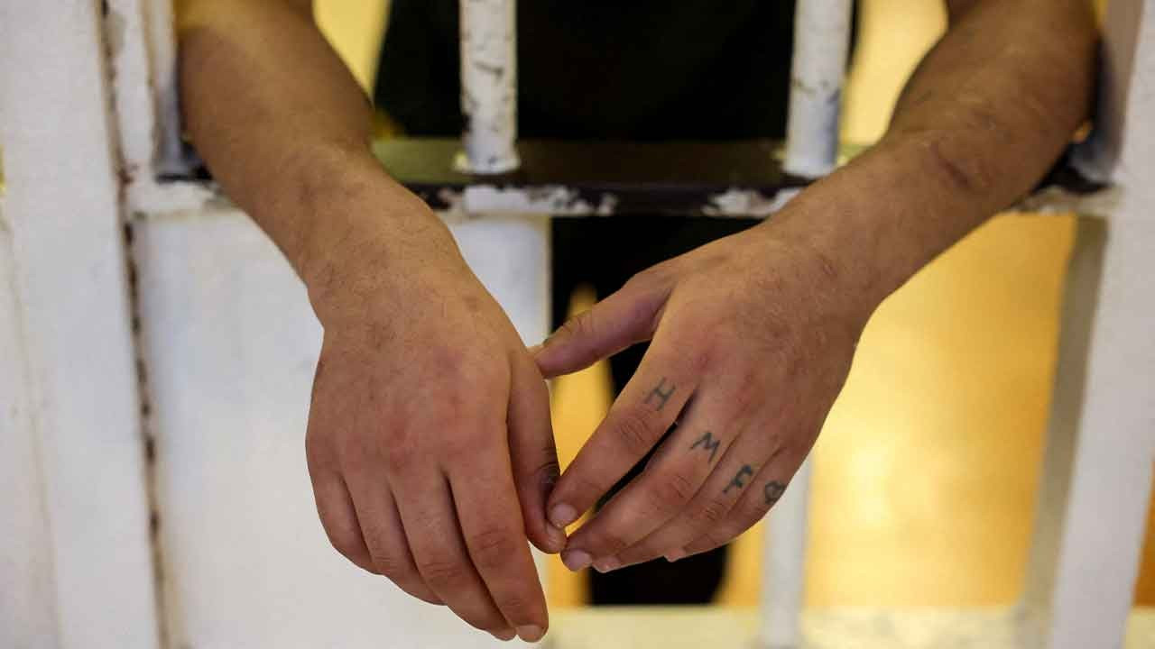 İtalya'da 13 gardiyan çocuk tutuklulara işkence iddiasıyla gözaltında
