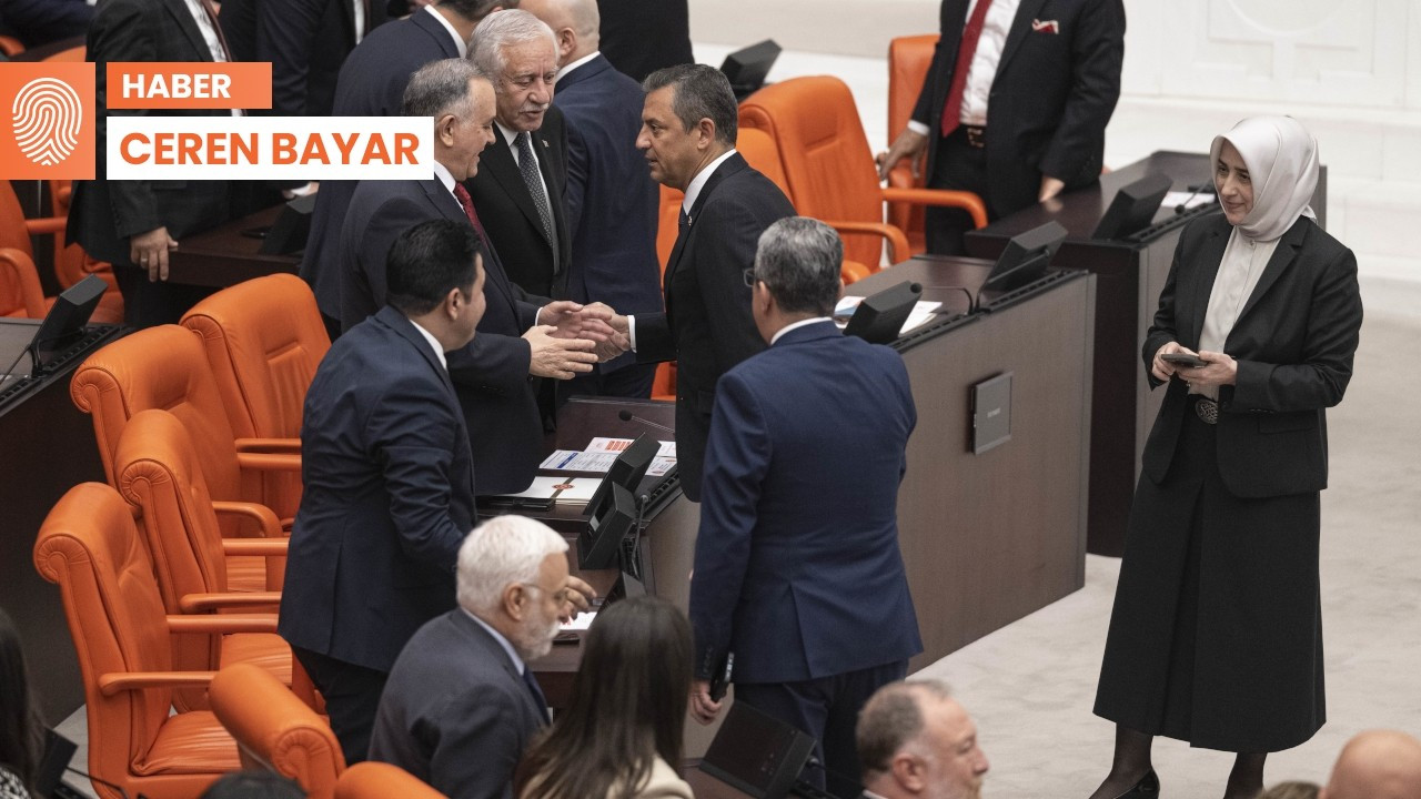 Meclis'te 23 Nisan özel oturumu: 'Başkanın sola bakması iyi oldu'