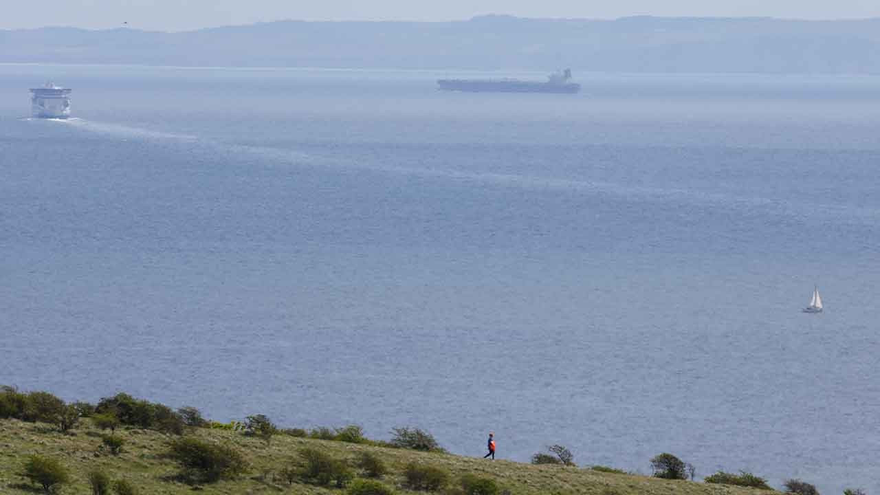 Manş Denizi'nde mülteci teknesi alabora oldu: En az 5 ölü