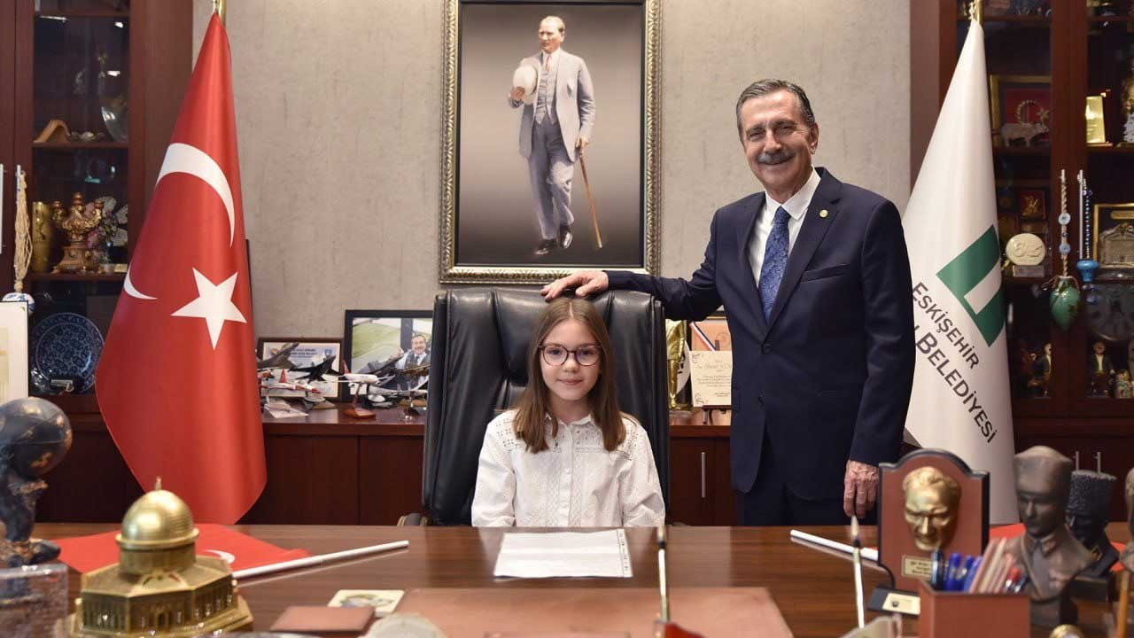 Bade Tandoğan'dan Ahmet Ataç'a: Büyük bir hayalimi gerçekleştirdiniz