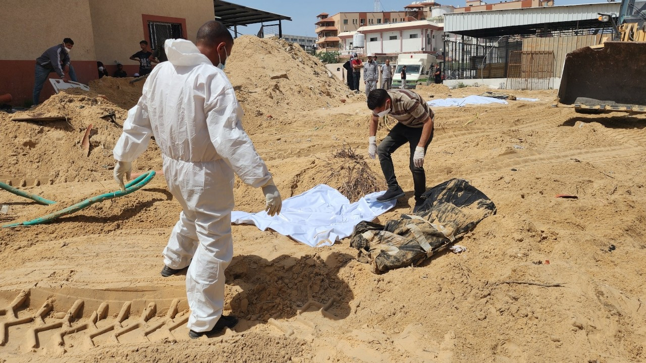 AB, Gazze'deki toplu mezarlara ilişkin bağımsız soruşturma talep etti