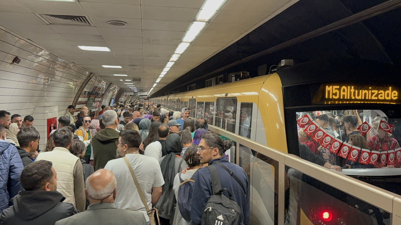 Üsküdar-Samandıra Metro Hattı'ndaki aksaklık 60 saattir giderilemedi