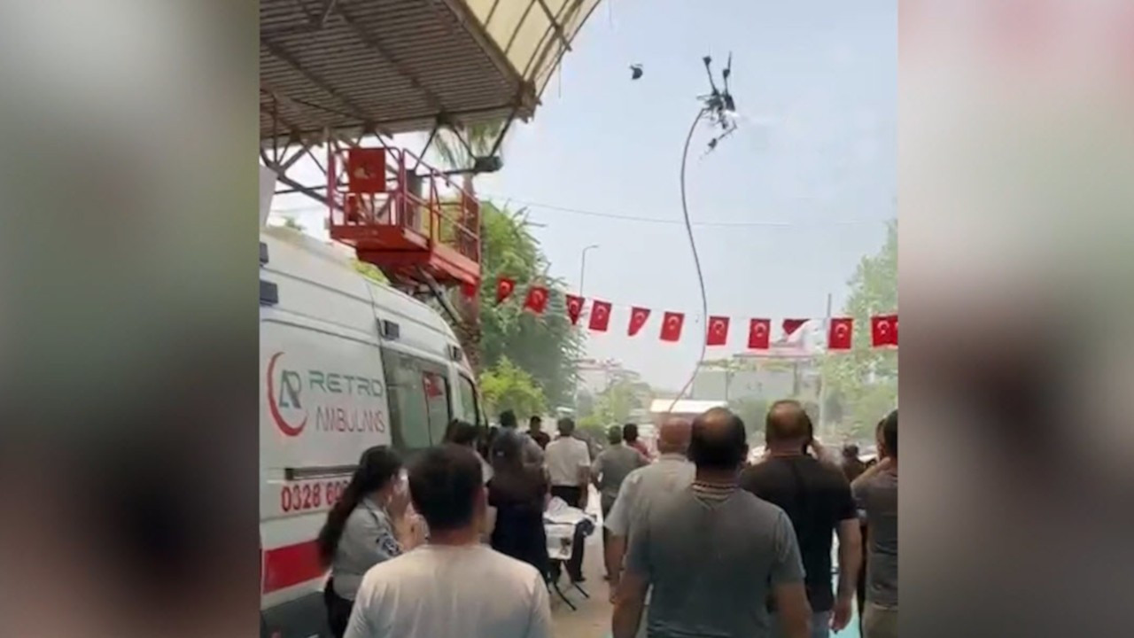 Osmaniye'de yangın söndürme dronu tanıtım sırasında düştü