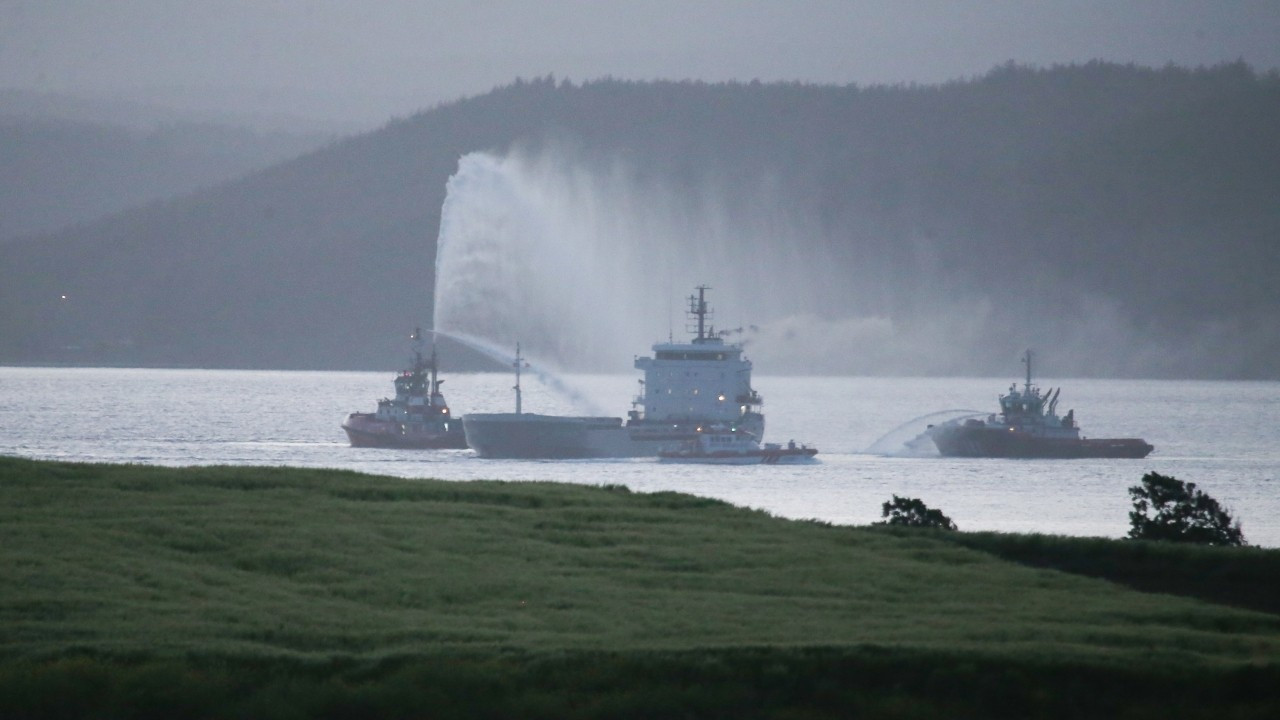 Kuru yük gemisinde yangın: Çanakkale Boğazı kapatıldı