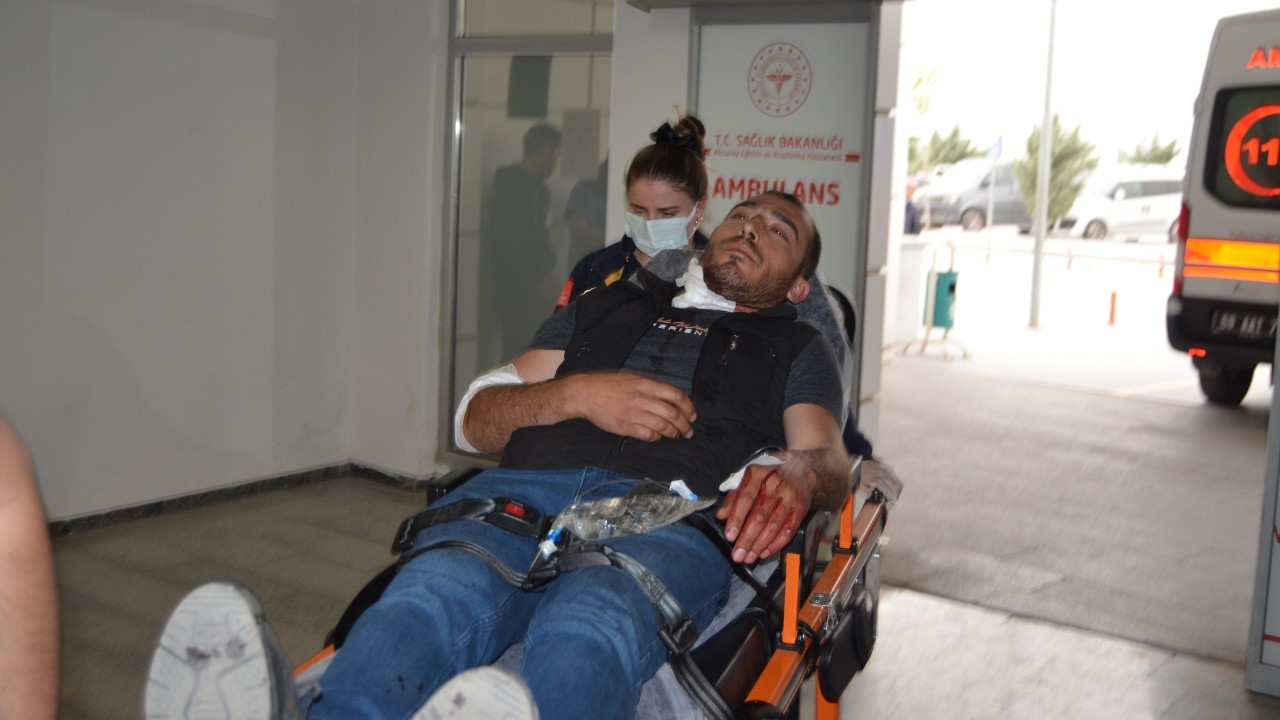 Aksaray'da halk otobüsü sürücüsü yolcu tarafından bıçaklandı