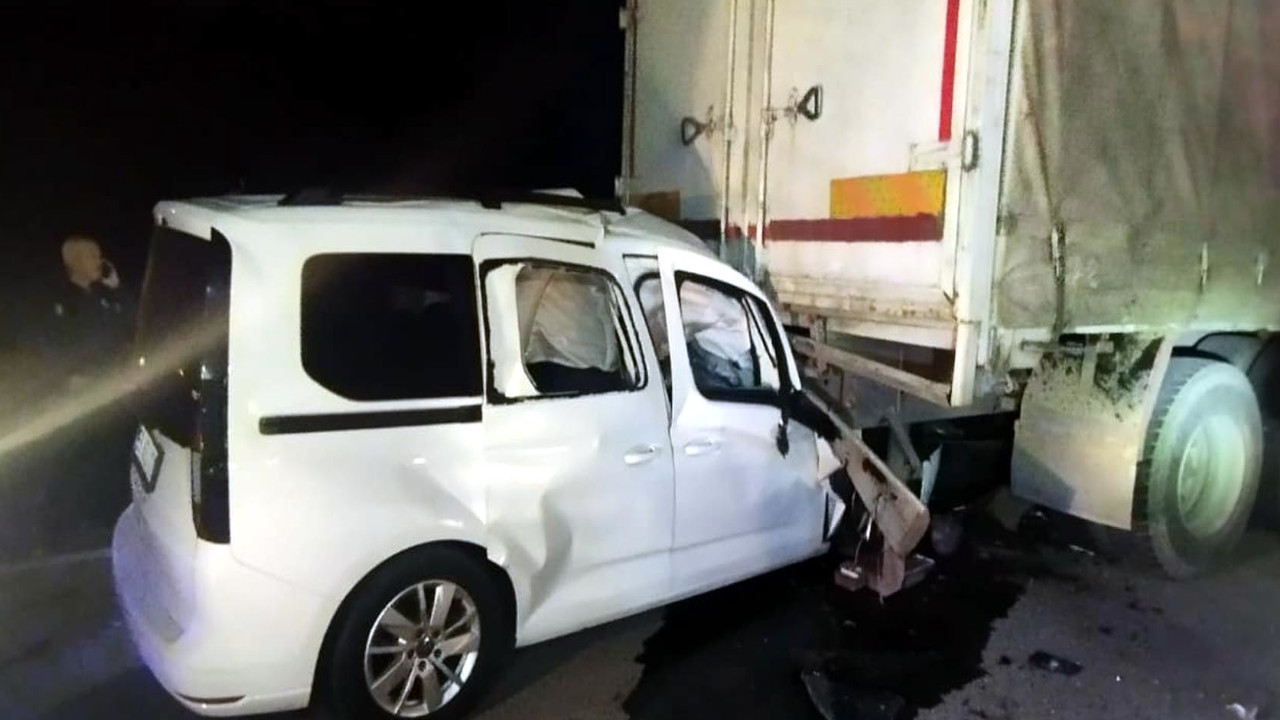 Tekirdağ'da otomobil kamyona çarptı: 1 ölü