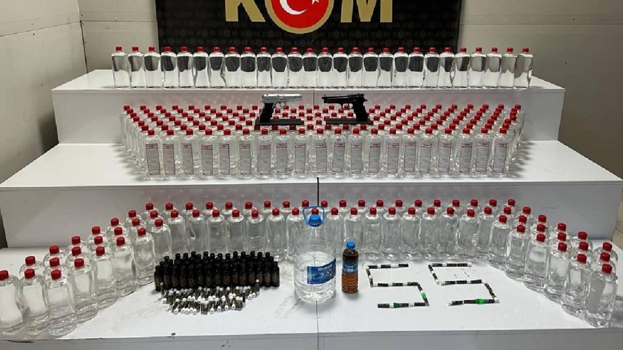 Samsun'da sahte içki operasyonu: 455 litre etil alkol ele geçirildi