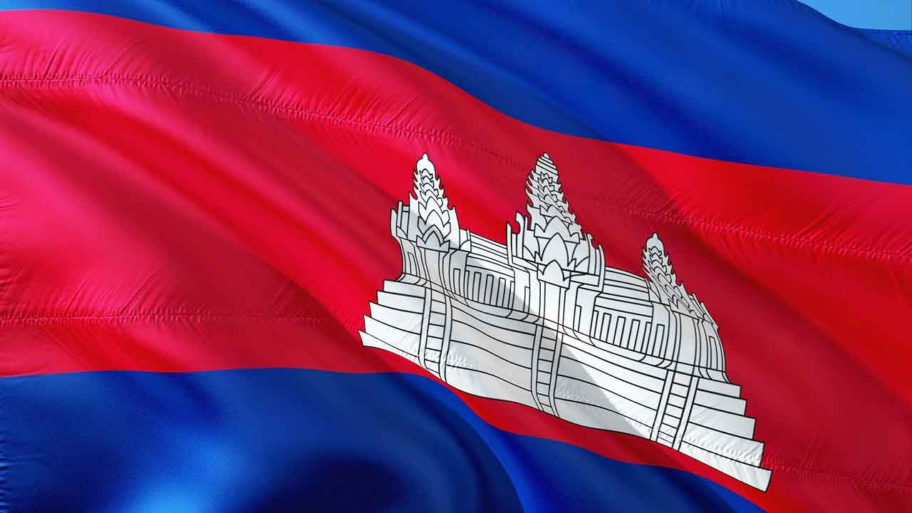 Kamboçya'da mühimmat patlaması: 20 asker öldü