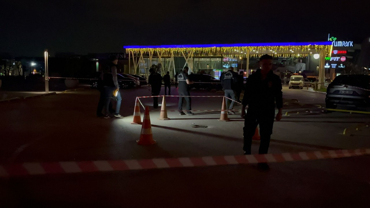 Bursa'da, gece kulübünde silahlı kavga: Saldırgan kaçtı