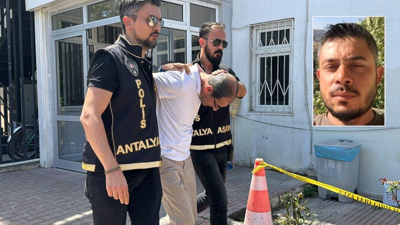 Antalya'da trafik kavgasında bıçak çekildi: 1 kişi hayatını kaybetti
