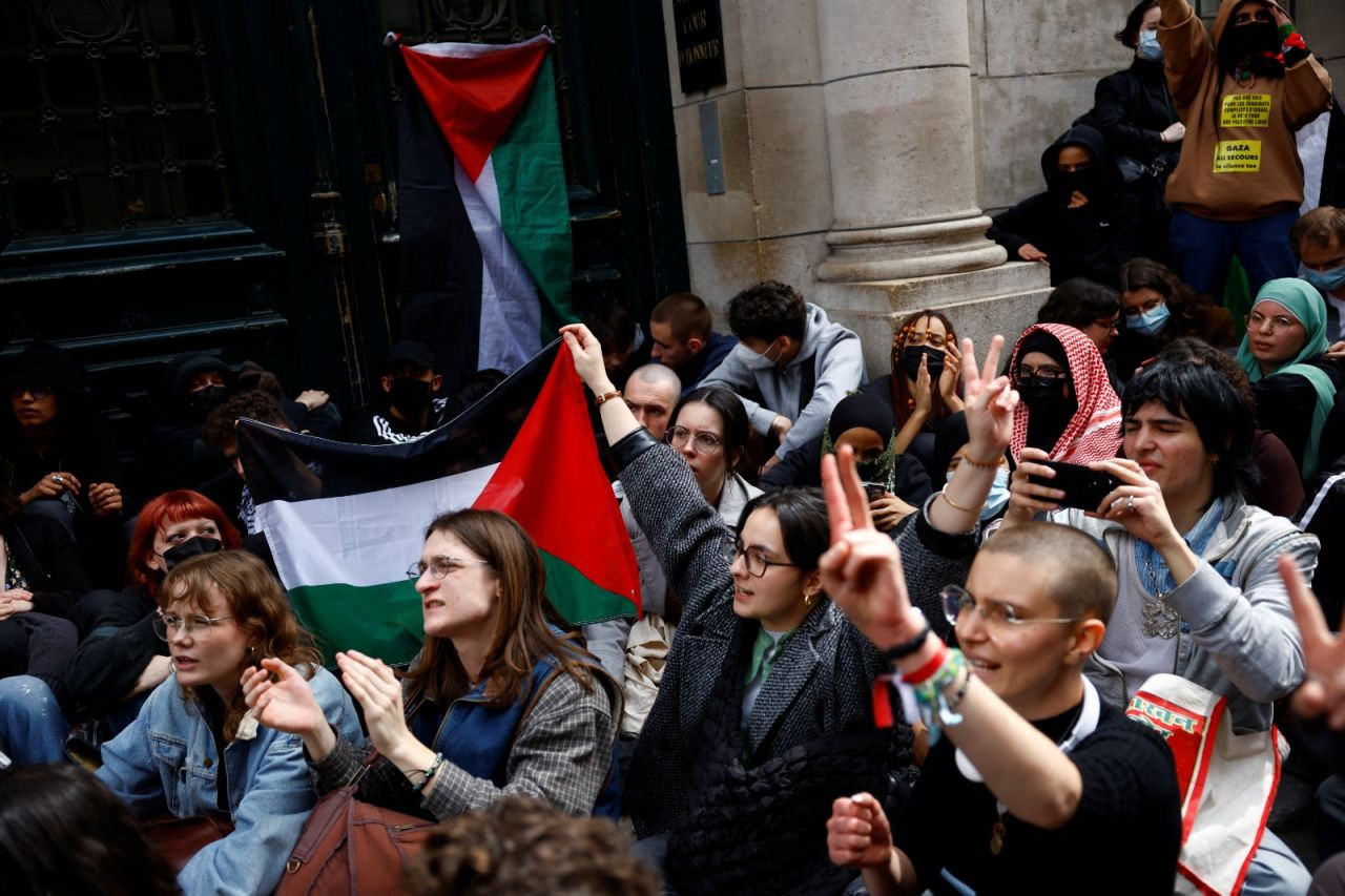 Sorbonne Üniversitesi'nde Gazze'ye destek eylemi: 'Özgür Filistin' - Sayfa 4