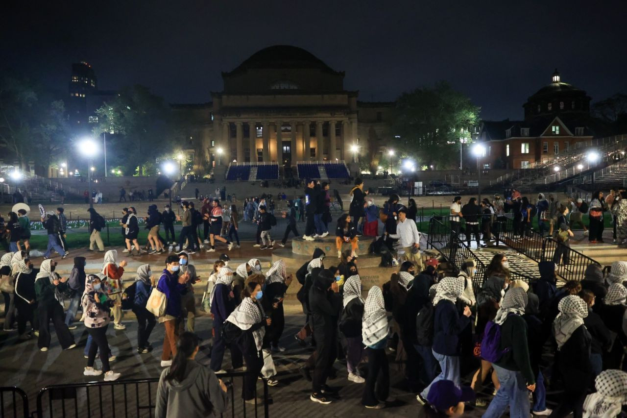 Columbia öğrencileri uzlaşmıyor: Üniversitenin idari binası işgal edildi - Sayfa 3