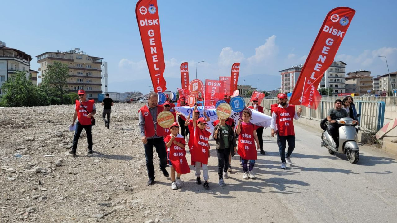 Hatay'da 1 Mayıs: 'Rezerv alan istemiyoruz' - Sayfa 3