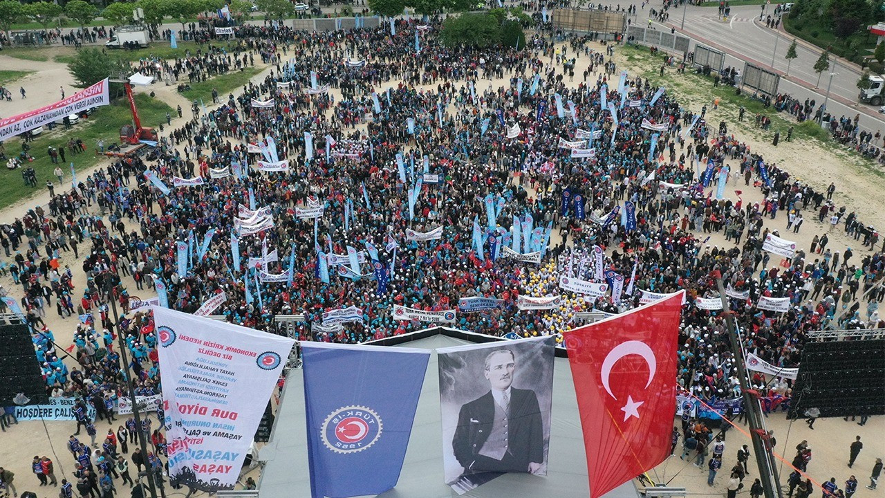 1 Mayıs'ı Bursa'da kutlayan TÜRK İŞ'ten açıklama: Seneye İstanbul'dayız