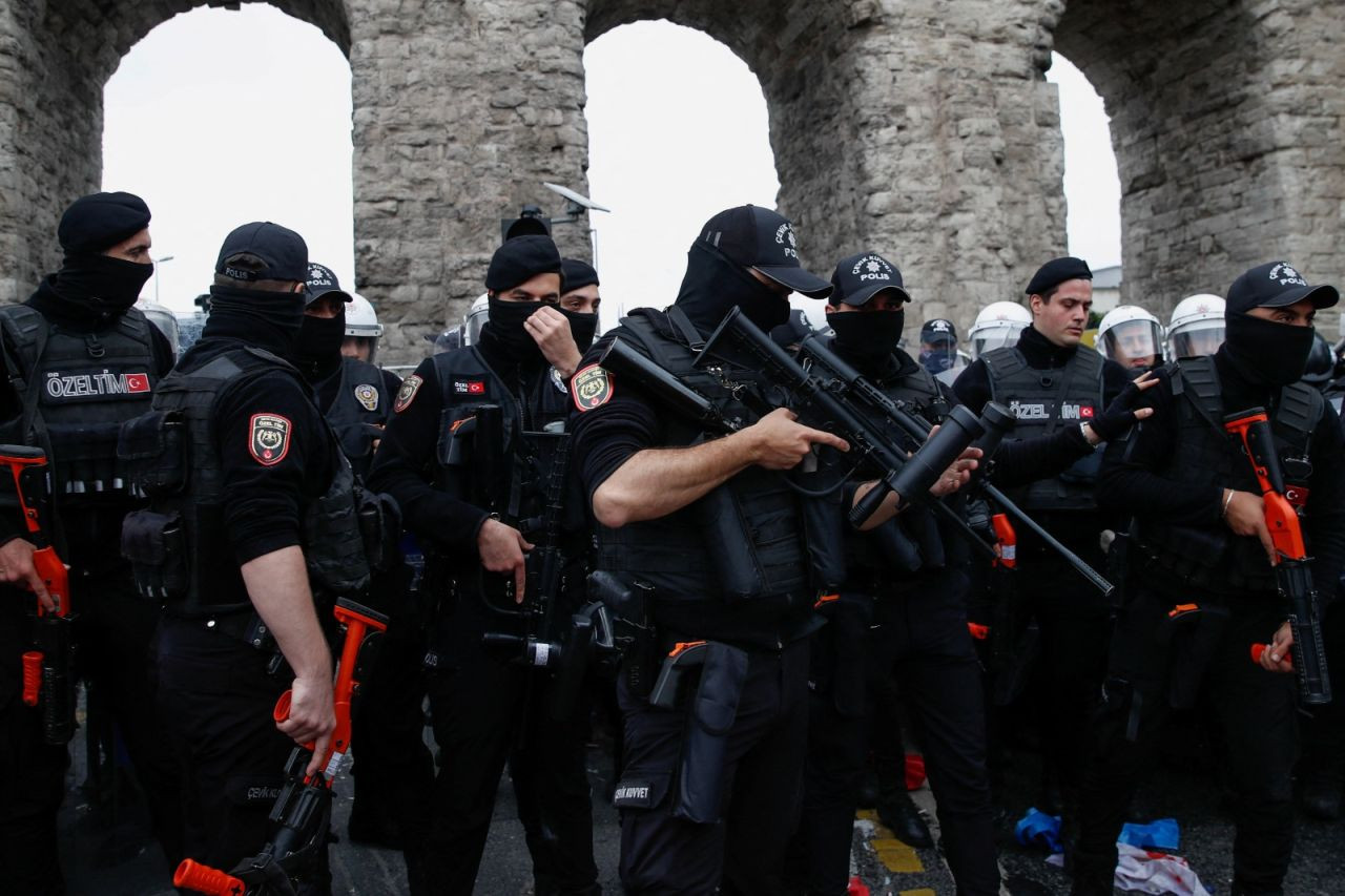 1 Mayıs'ta Taksim yasağı dünya basınında - Sayfa 2