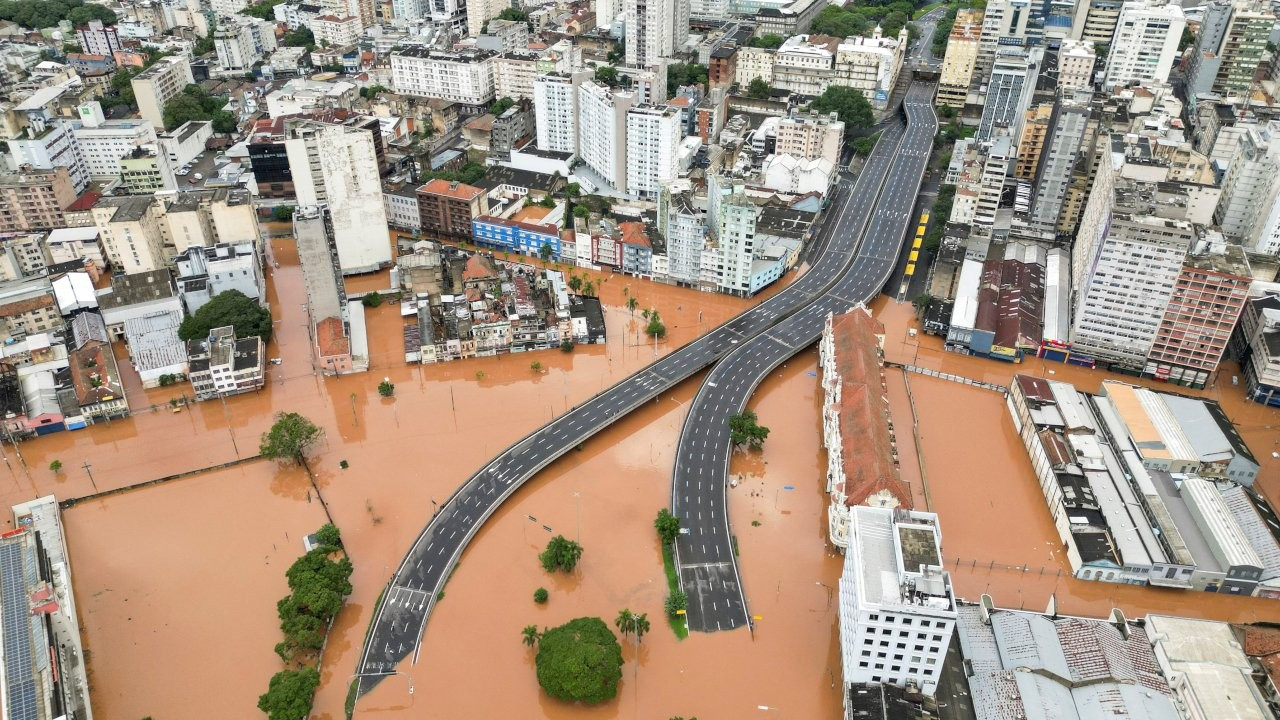 Brezilya'da sel felaketi: Ölü sayısı 76'ya yükseldi