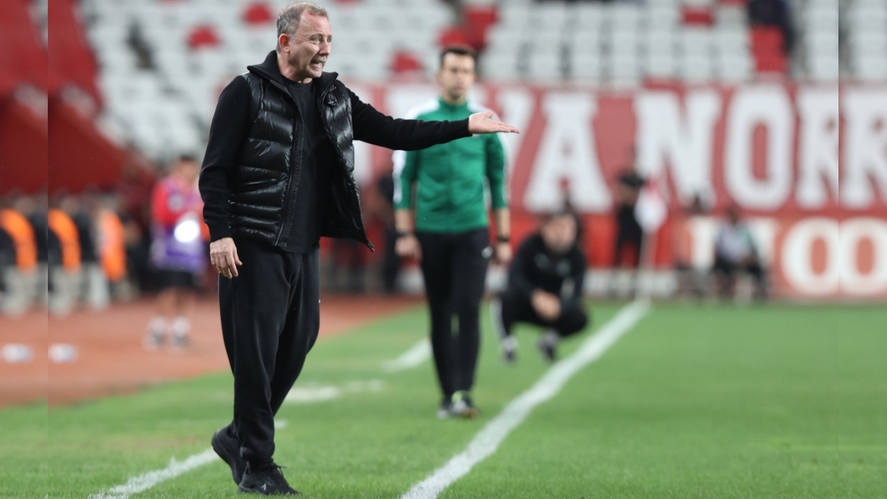 Sergen Yalçın'dan 'ayrılık' açıklaması, Beşiktaş iddialarına yanıt
