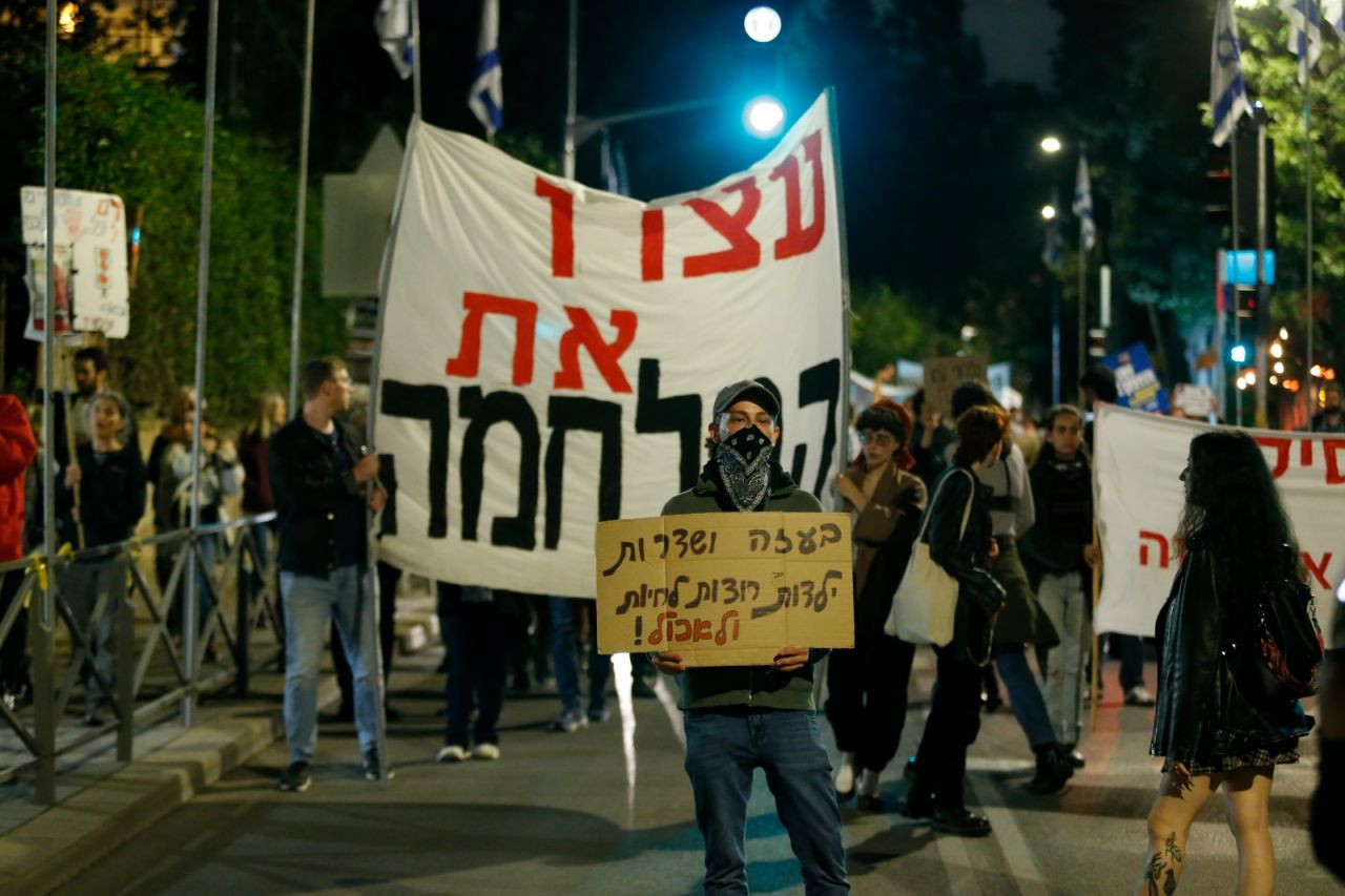 İsrailli eylemciler Netanyahu'nun rezidansına yürüdü - Sayfa 4
