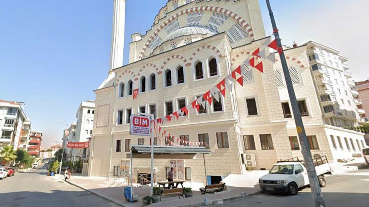 Tarikatların kasaları milyarlarla dolu: Menzil, Erenköy, Işık cemaatlerinin 'ticaret' karnesi