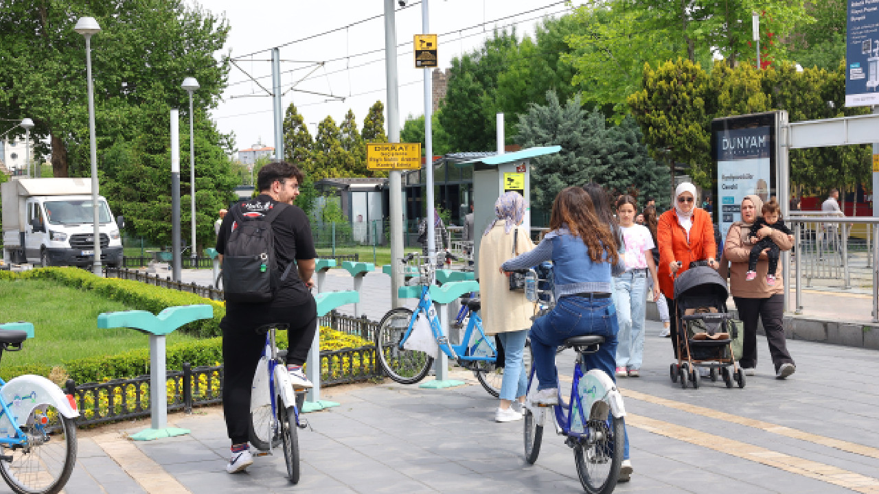 Kayseri'de bisikletler öğrencilere günde 2 sefer ücretsiz
