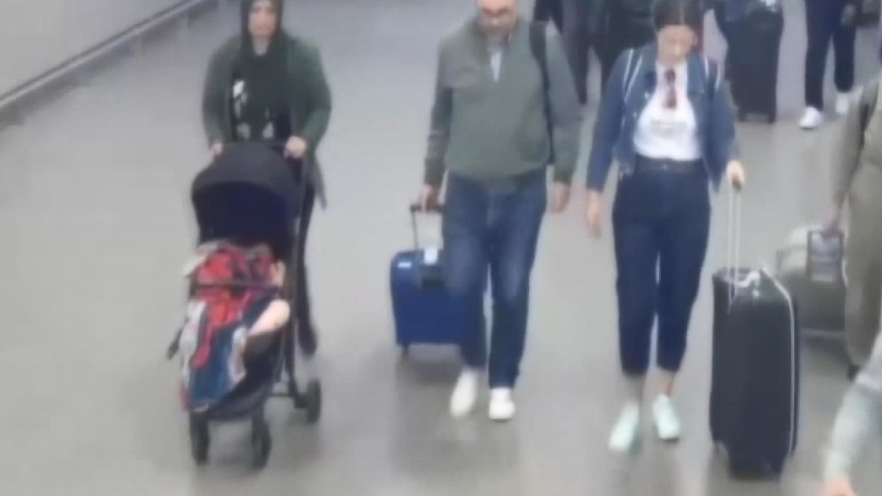 İstanbul Havalimanı'nda bebek arabasında külçe altınlar ele geçirildi