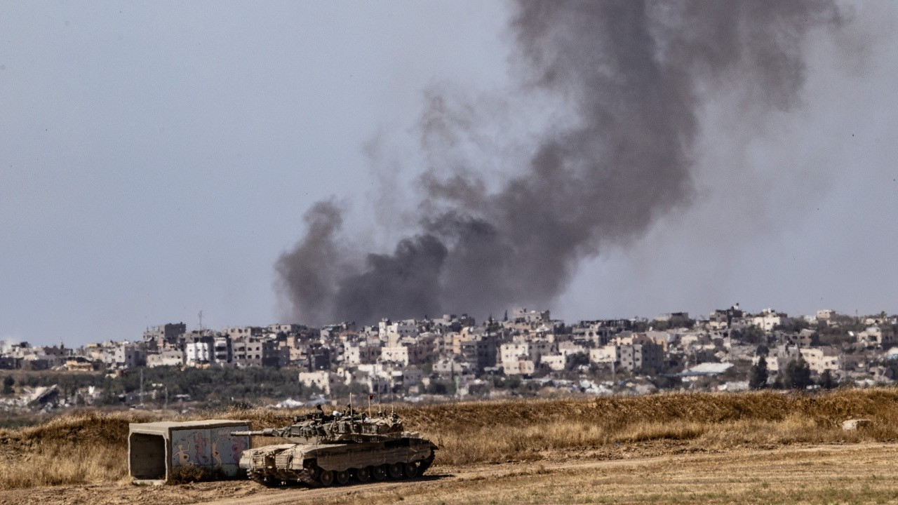 İsrail, Gazze'de sivilleri vurdu: Çok sayıda ölü ve yaralı var