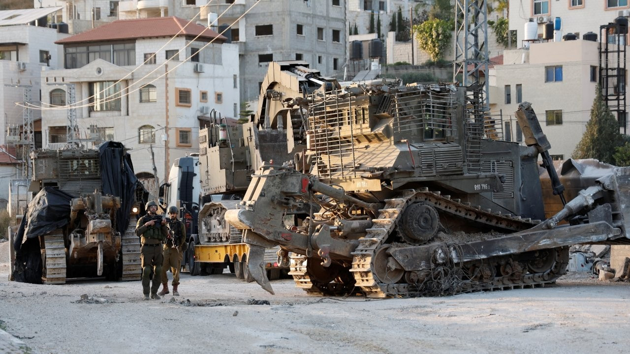 İsrail duyurdu: Gazze'de 5 asker 'dost ateşiyle' öldürüldü