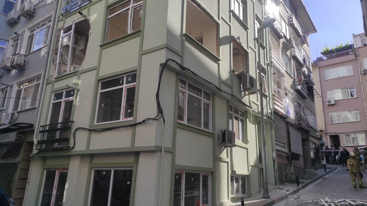 Beşiktaş'ta doğal gaz patlaması: 1 işçi yaralandı