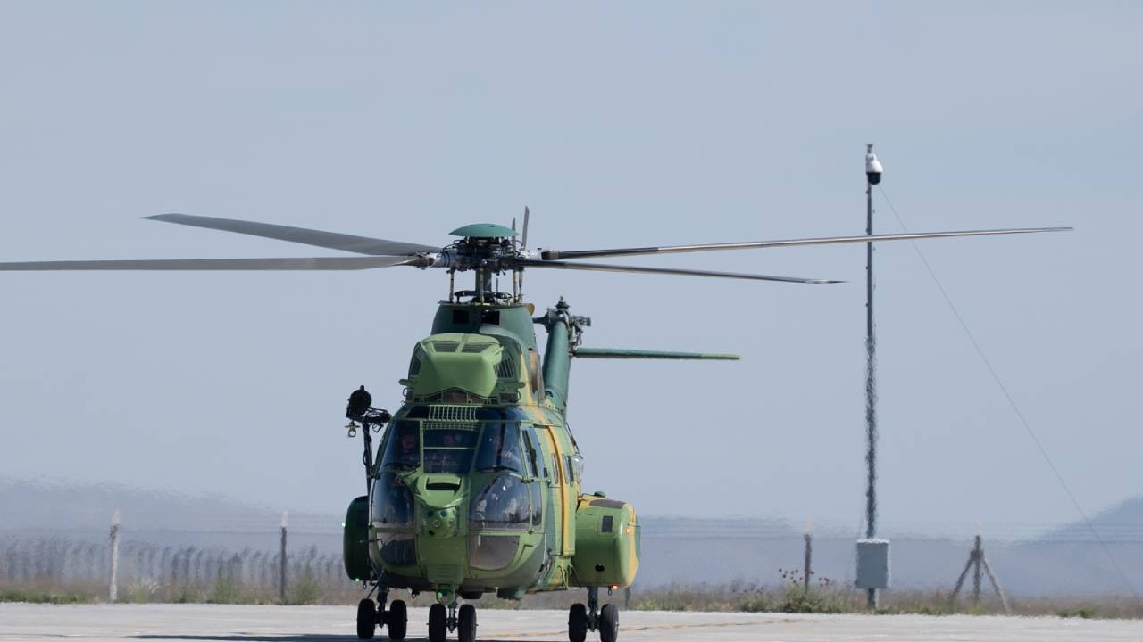 Türkiye, Reisi'nin helikopterini bulmak için İHA ve gece görüşlü helikopter gönderiyor