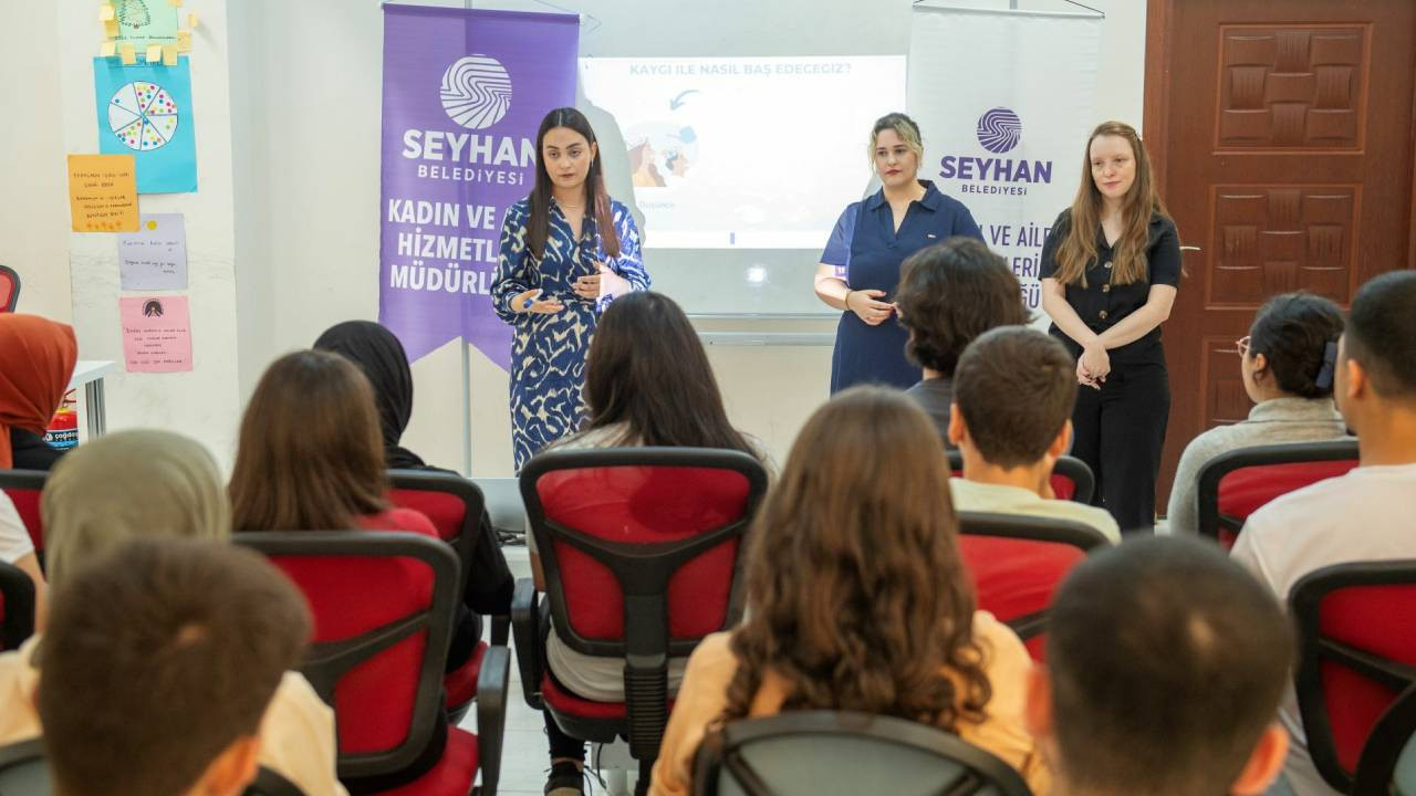 Seyhan Belediyesi'nden öğrencilere 'sınav kaygısı' eğitimi