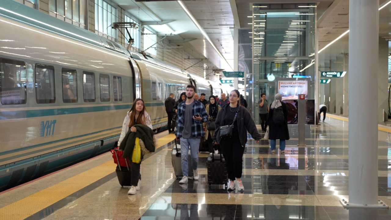 YHT ile taşınan yolcu sayısı Türkiye nüfusunu geçti