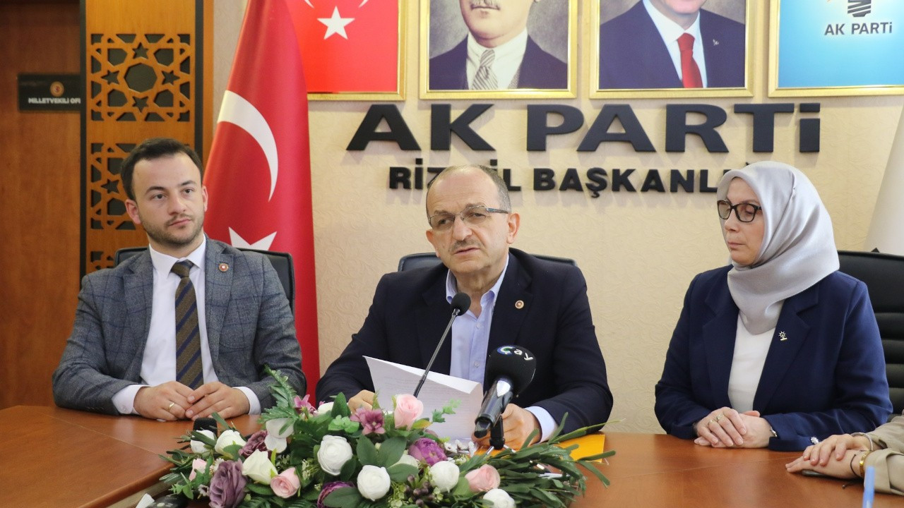 AK Parti Rize İl Başkanı Hikmet Ayar istifa etti