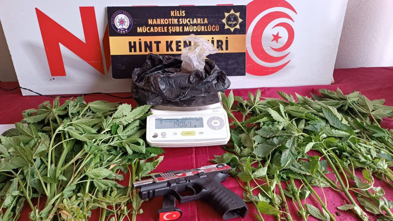 Kilis'te uyuşturucu operasyonu: 2 zanlı tutuklandı