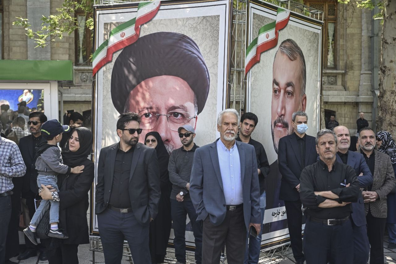 İran Dışişleri Bakanı Abdullahiyan'ın cenaze töreni Tahran'da düzenlendi - Sayfa 3