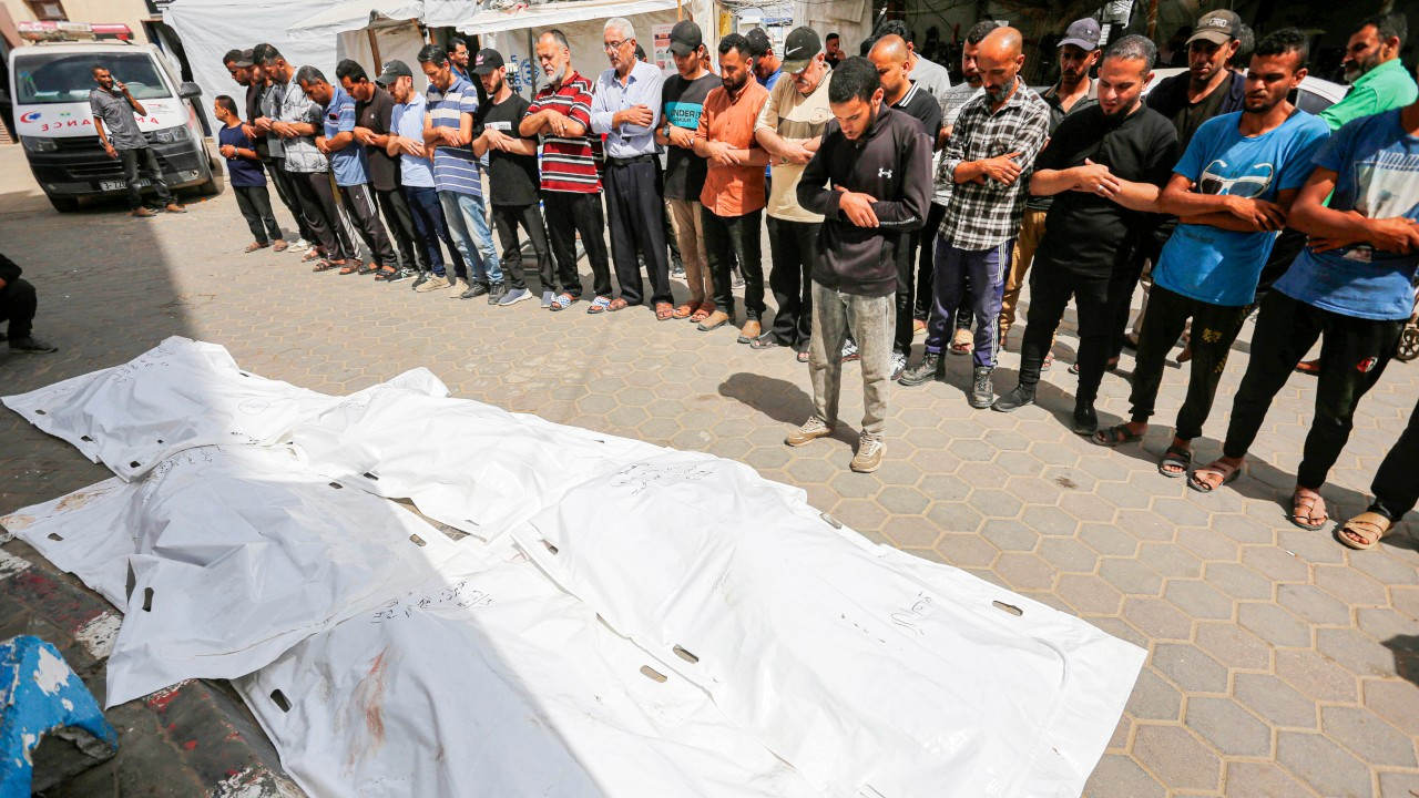 İsrail'in Gazze'ye saldırılarında ölenlerin sayısı 35 bin 857'ye çıktı