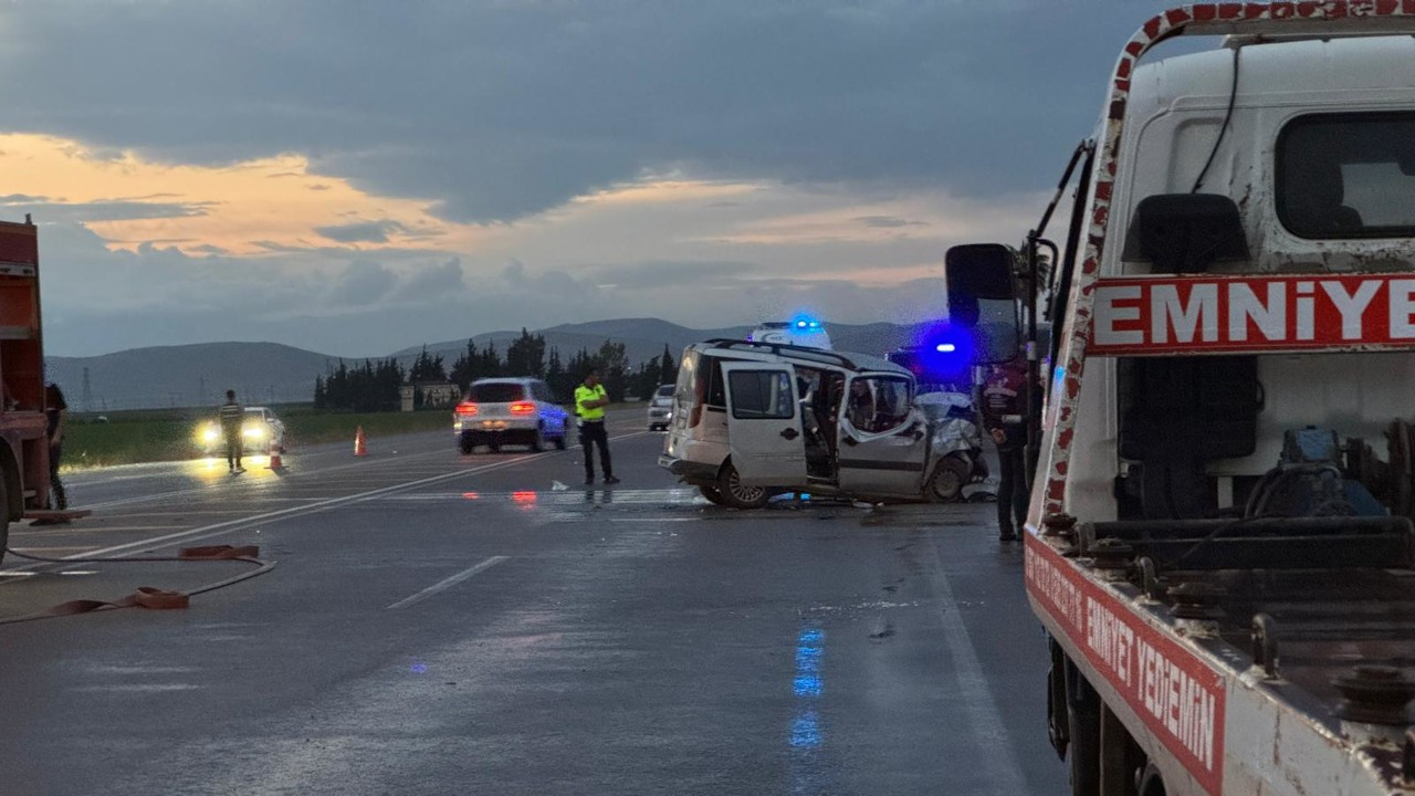 Hatay'da trafik kazası: 5 kişi öldü