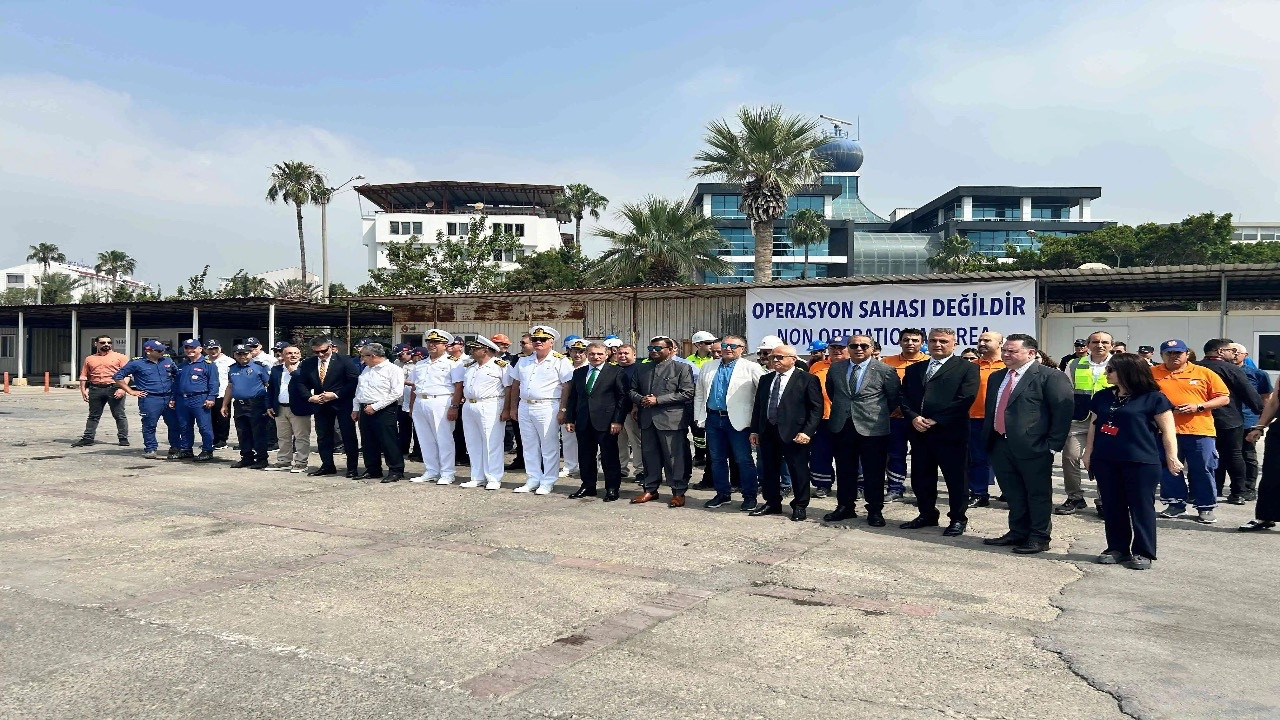 Mersin Limanı'nda Kılavuz Kaptanlar Haftası için tören düzenlendi