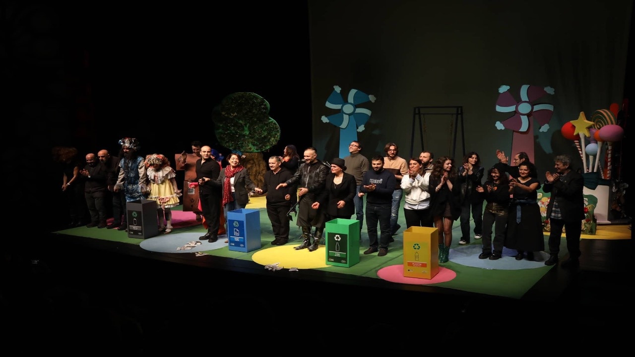 Şehir Tiyatroları, 3 oyunu Lefkoşalı tiyatroseverlerle buluşturacak