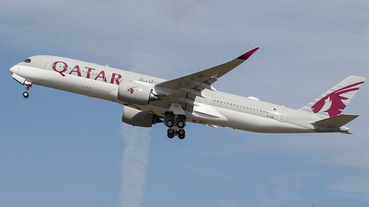 Katar Havayolları'na ait uçak Türkiye üzerinde türbülansa girdi