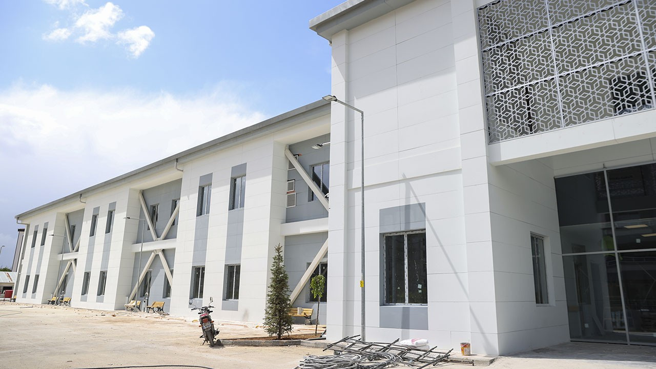 Antep'te çelik konstrüksiyondan inşa edilen 2 hastane hizmete açılacak