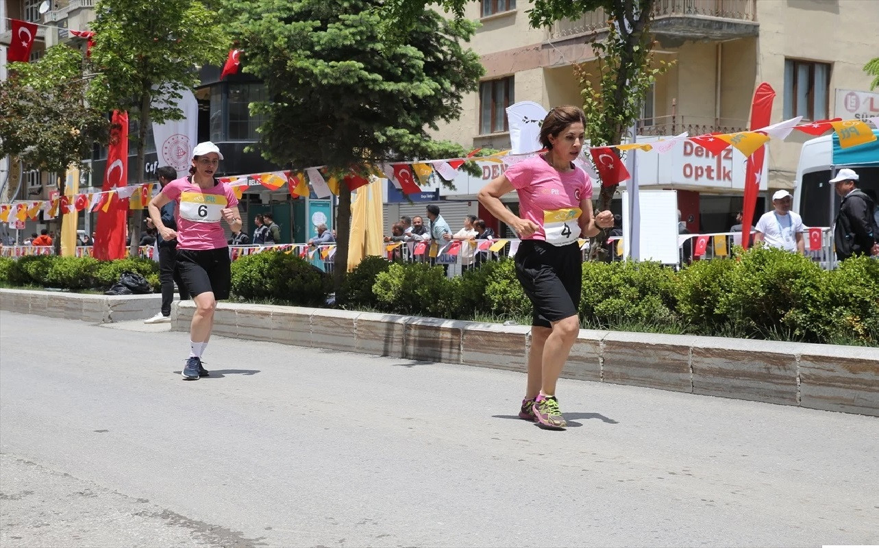 52'inci Postacı Yürüyüş Yarışması'nın Türkiye finali başladı
