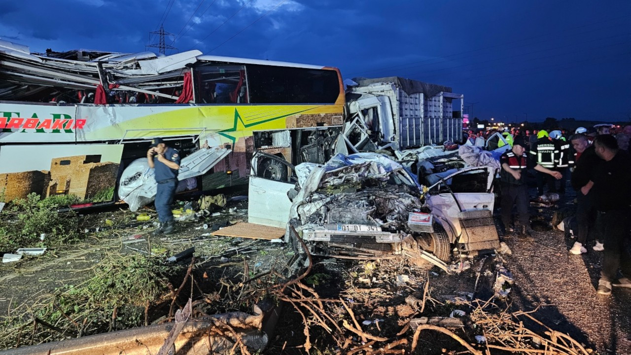 Mersin'de 11 kişinin hayatını kaybettiği kazanın ön raporu: Otobüs şoförü ‘tek ve asli kusurlu’