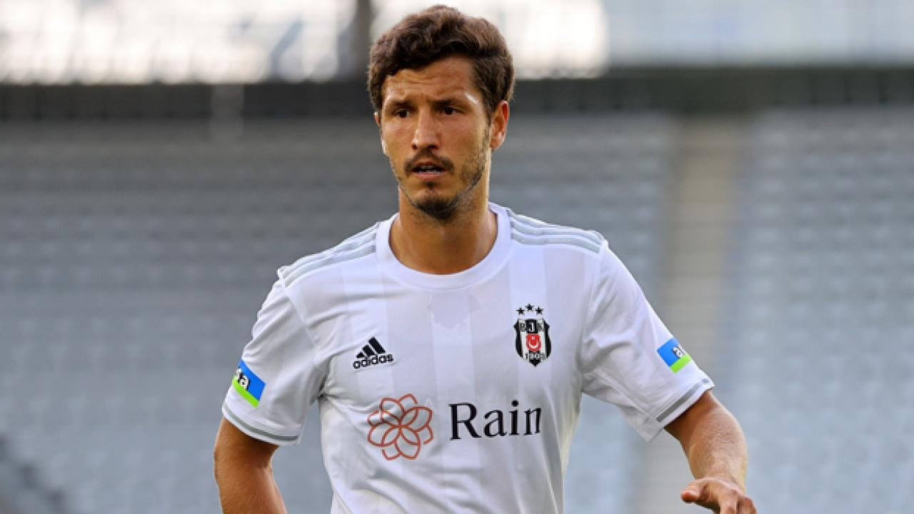 Beşiktaş, Salih Uçan ile anlaşma sağladı