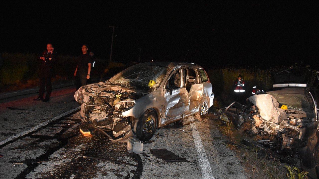 Tekirdağ'da 3 araç kaza yaptı: 3 kişi öldü, 5 kişi yaralandı