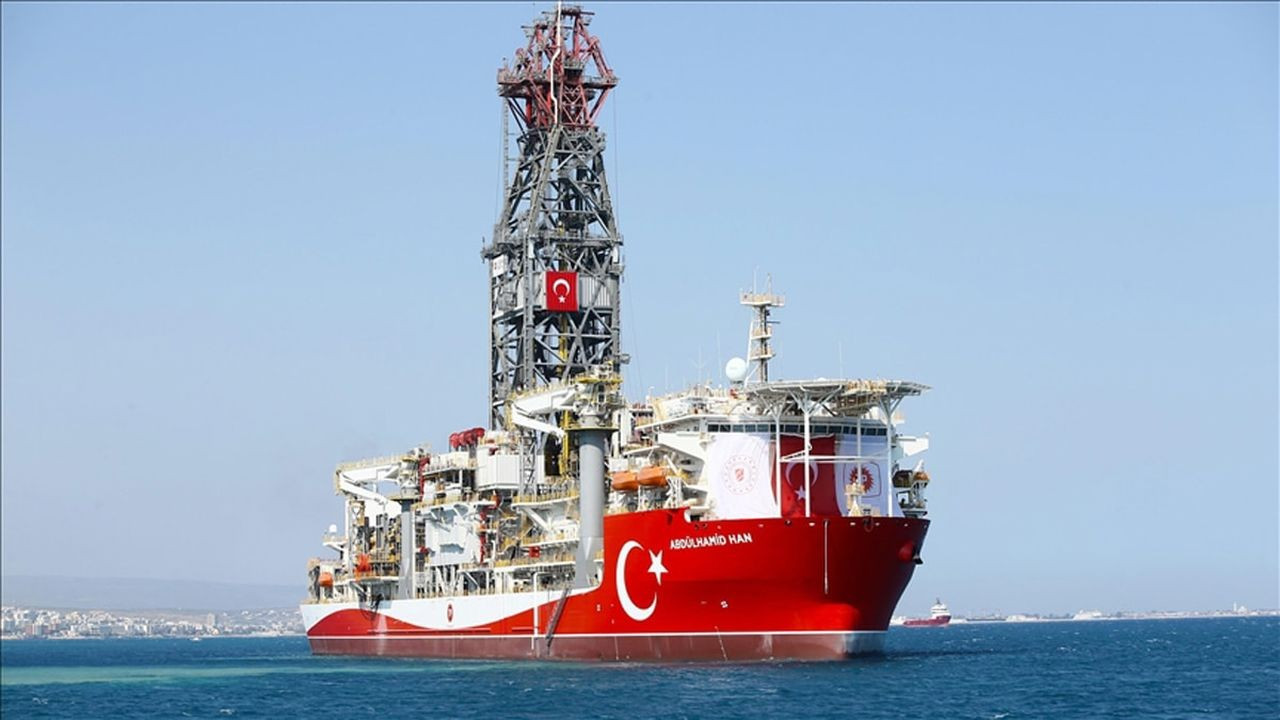 Turhan Çömez: Abdülhamid Han sondaj gemisi Karadeniz’e çıkamıyor