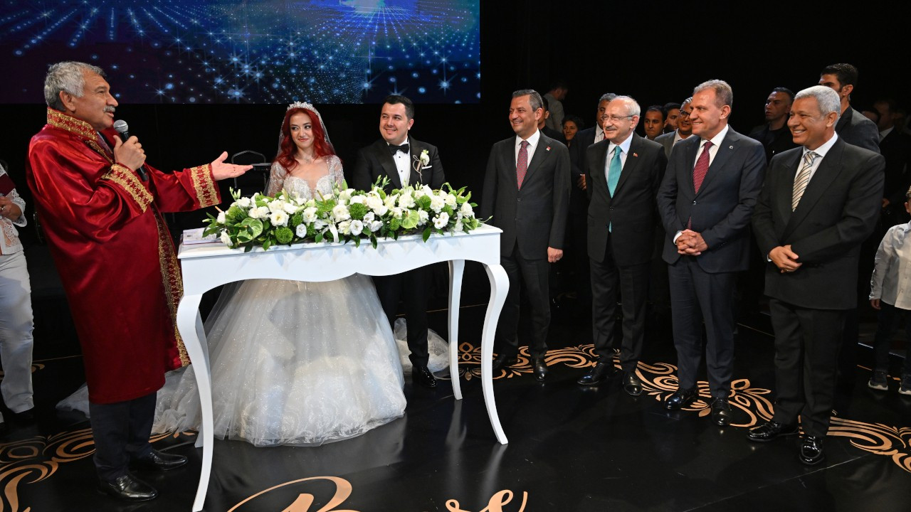 Özgür Özel ve Kemal Kılıçdaroğlu nikah şahidi oldu