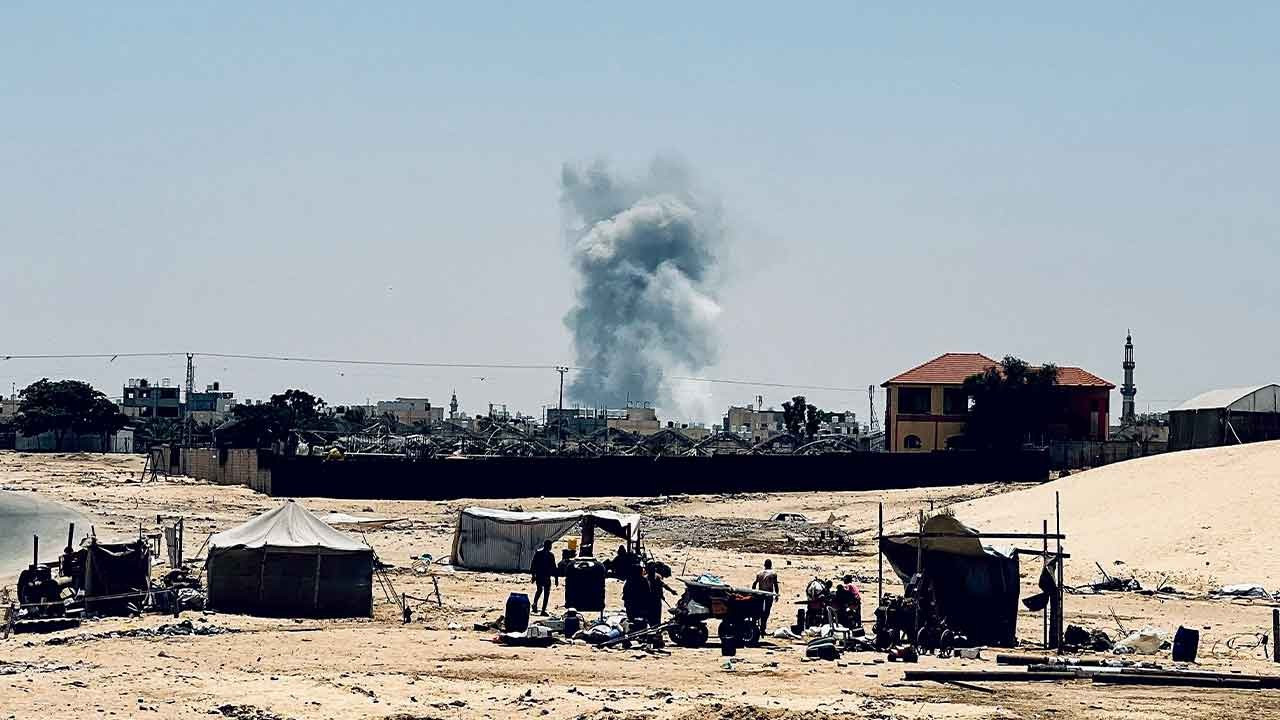 İsrail tankları, Refah'ta ilerliyor: 'Akdeniz'e ulaşmaya çalışıyorlar'