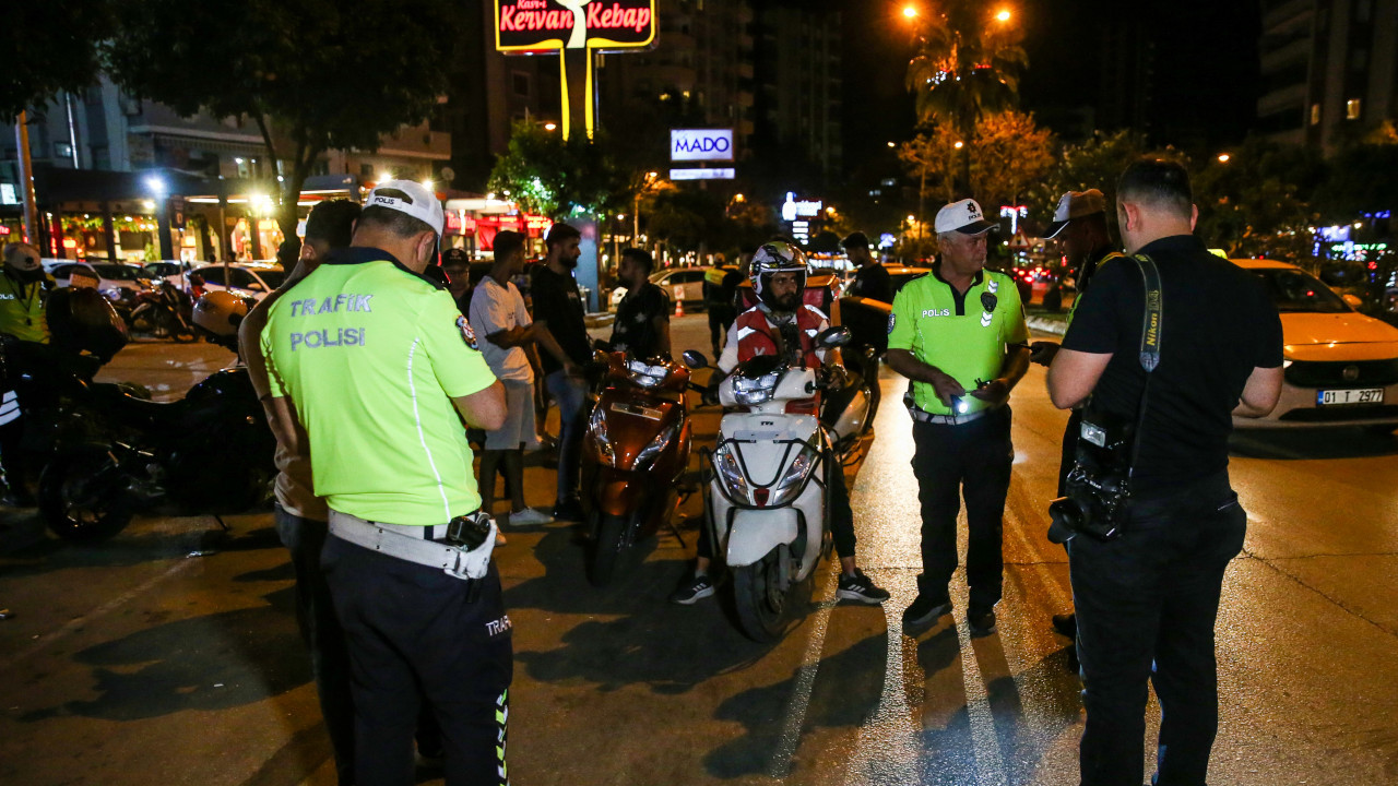 Adana'da trafik denetimi: 81 sürücüye ceza kesildi